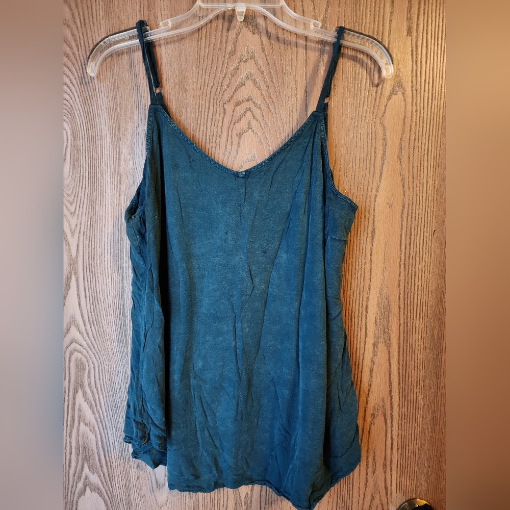 Torrid distressed tank